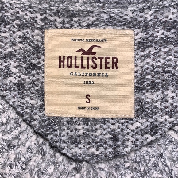 Super cute & stylish sweater!!! - Picture 2 of 5